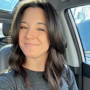 Meet your Posher, Hannah